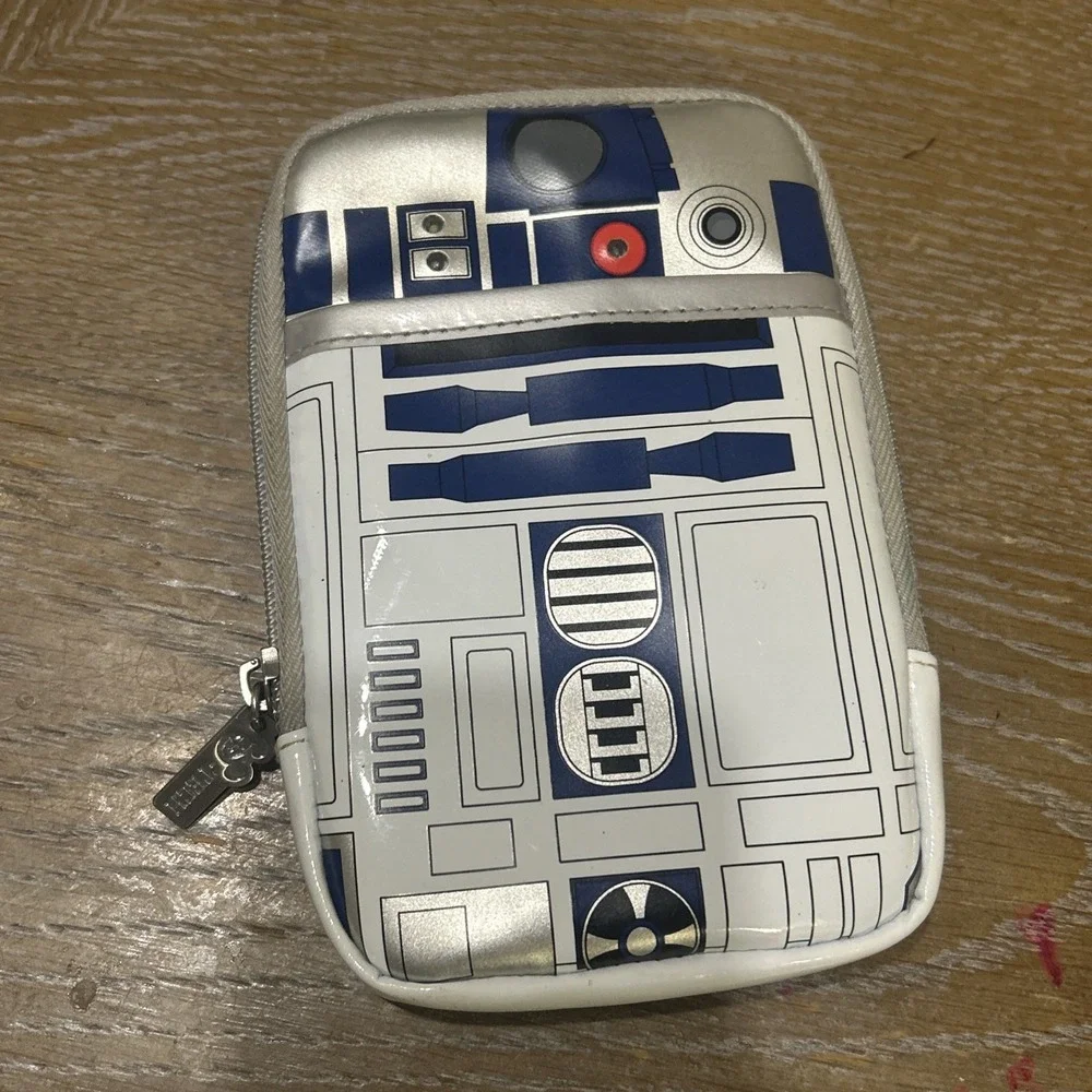 Disney Parks Star Wars R2D2 Droid Lighted Phone Case Wallet Pouch Bag D-Tech